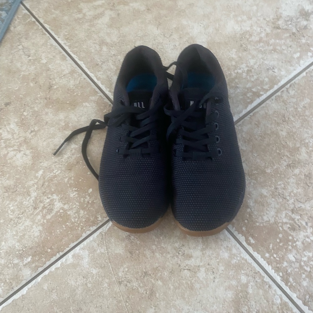 Black womens size 7.5 Nobull athletic shoes